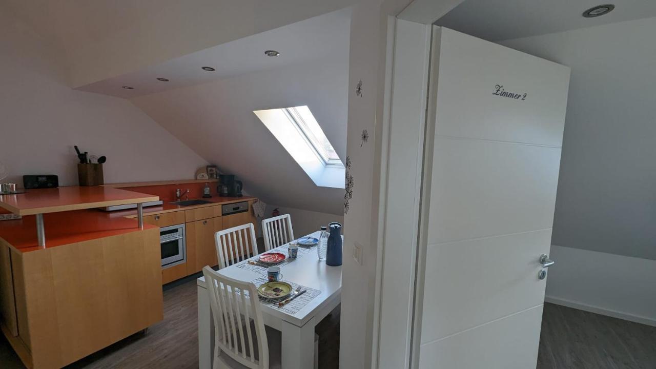 Helle Wohnung Mit Zwei Schlafzimmern Eching  Exterior foto